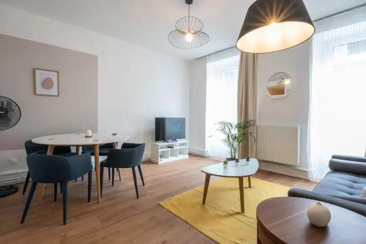 Super Appartement - Centre-Ville Mulhouse 4Pers エクステリア 写真