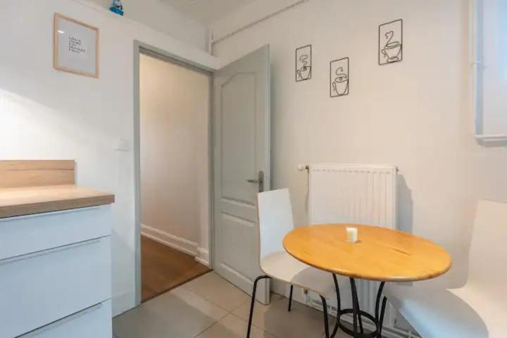 Super Appartement - Centre-Ville Mulhouse 4Pers エクステリア 写真