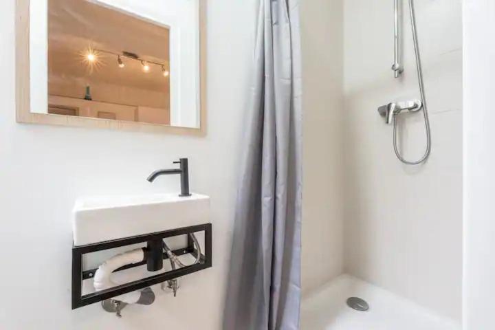 Super Appartement - Centre-Ville Mulhouse 4Pers エクステリア 写真